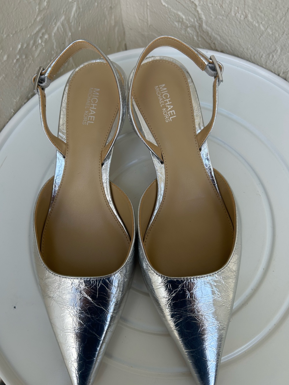 MICHAEL Michael Kors Luna Slingback Kitten-Heel Pumps in silver Size 7.5M
